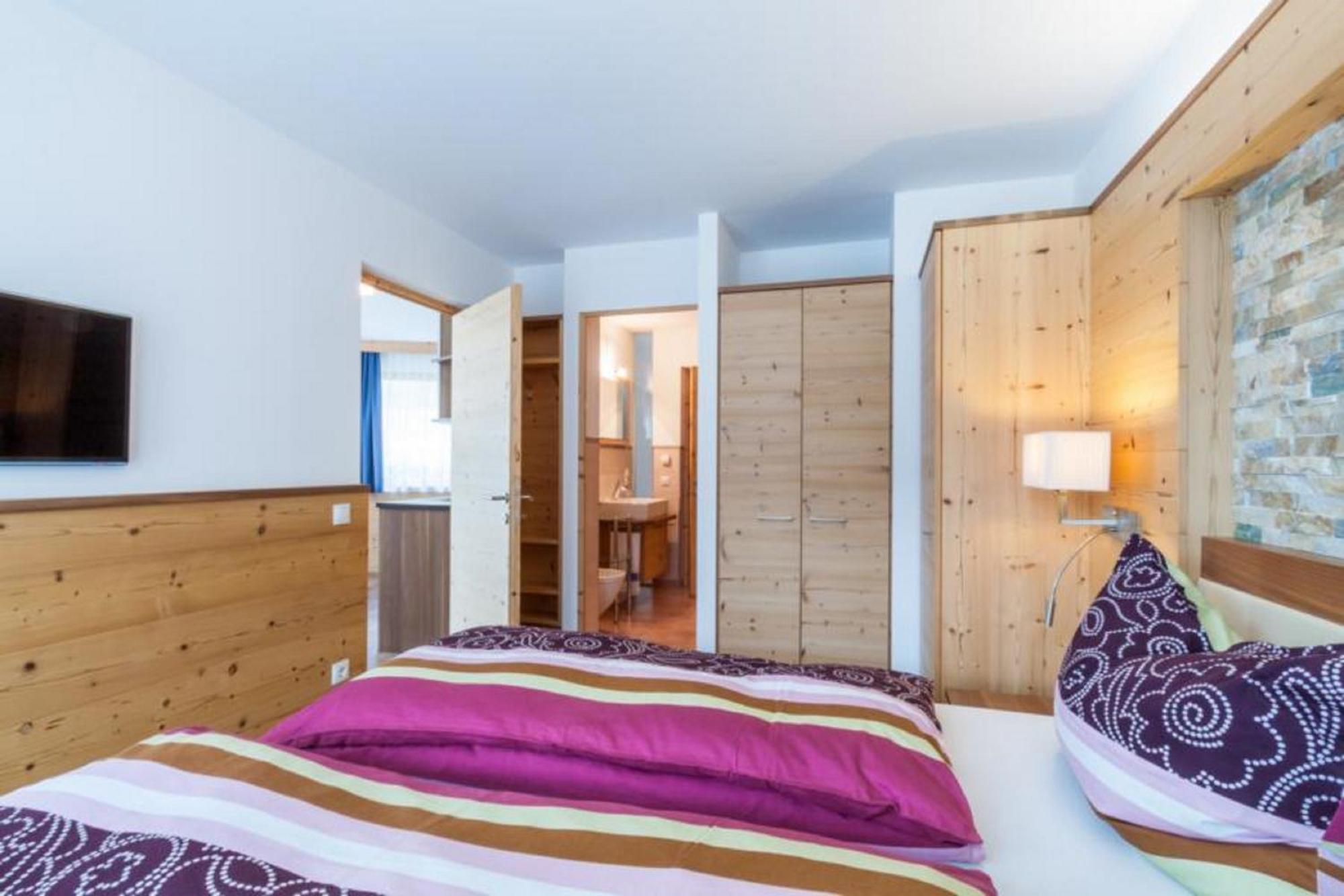 Apartments Mirandula Ortisei Kültér fotó